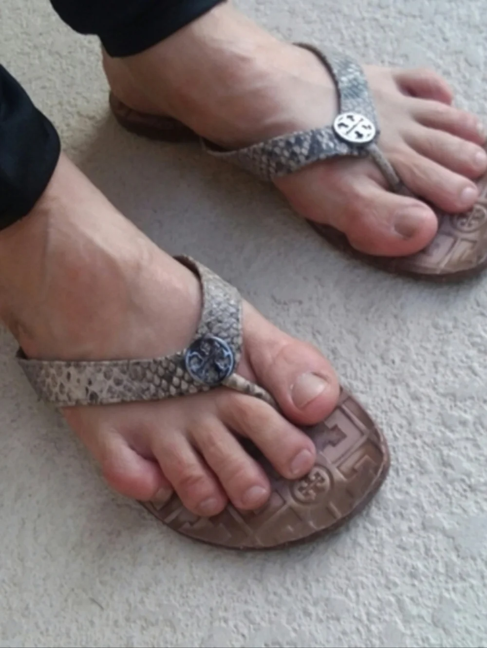 TORY BURCH TT Flat Thong Sandals